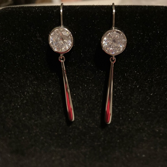 TOCARA. Patricia. DiAmi stones & Stainless Steel. Hook earrings - Picture 1 of 4